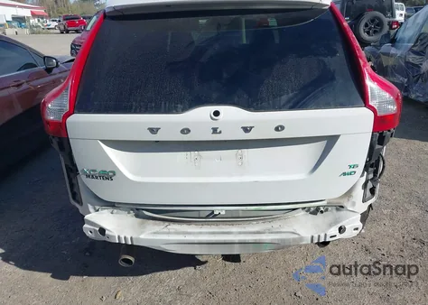 2010 Volvo Xc60 T6/T6 R-Design z USA, uszkodzony, nr VIN YV4992DZ0A2021340